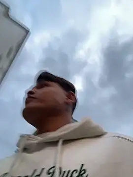 Snapshot of DavShi chatting on February 3, 5:40 pm DavShi online show from February 3, 5:40 pm