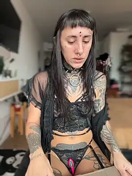 xsadtanas online show from March 17, 5:05 pm