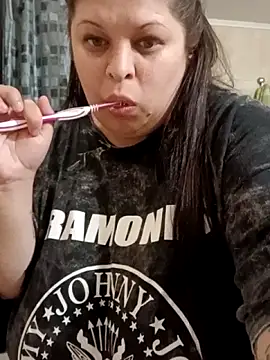 Medicenpudin97 online show from February 2, 2:05 pm