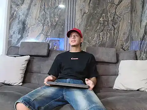 Noah Blackk online show from February 20, 1:11 pm