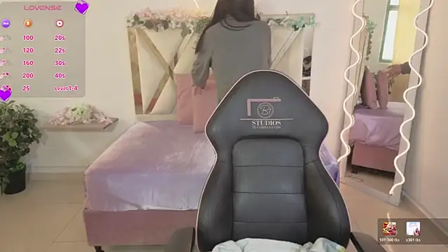 NEFTIS TAY online show from February 28, 7:15 pm