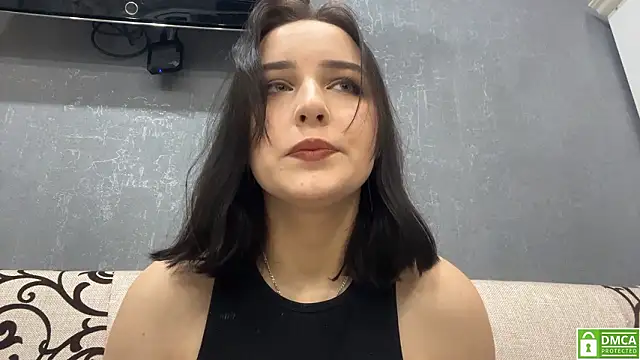 Snapshot of Sylynisem chatting on February 3, 8:14 pm Sylynisem online show from February 3, 8:14 pm