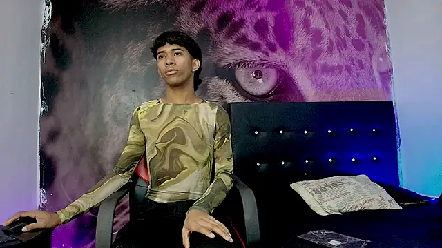 Snapshot of JERO_TEASE_S7S chatting on February 10, 8:02 pm JERO TEASE S7S online show from February 10, 8:02 pm