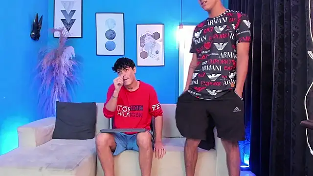 Snapshot of KingOfHeavens_2 chatting on February 16, 8:27 pm KingOfHeavens 2 online show from February 16, 8:27 pm