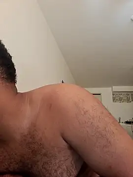 Snapshot of KLEYTON33 chatting on February 5, 2:33 pm KLEYTON33 online show from February 5, 2:33 pm