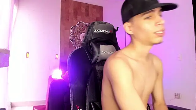 juan posada online show from February 14, 7:21 pm