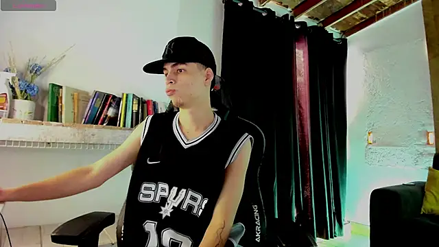 juan posada online show from February 17, 5:52 pm