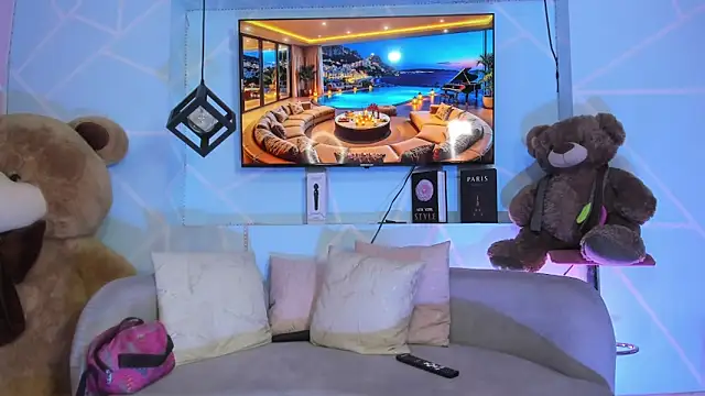 amy noa online show from February 22, 12:45 am