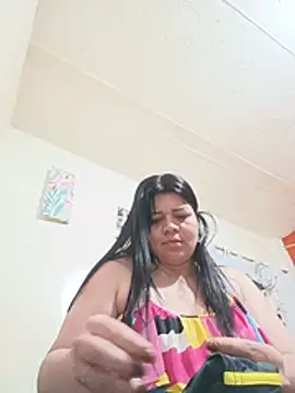 Erica  brooks online show from May 17, 10:39 pm