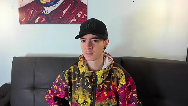 Lio      online show from February 21, 3:29 am