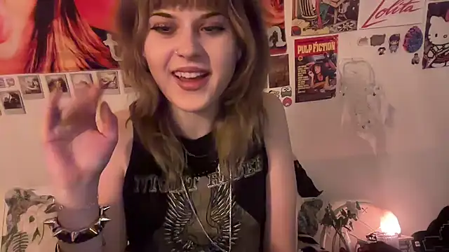 meganflowerz online show from February 7, 12:14 am