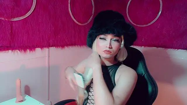 Snapshot of isabella_vogue chatting on February 17, 11:40 am isabella vogue online show from February 17, 11:40 am