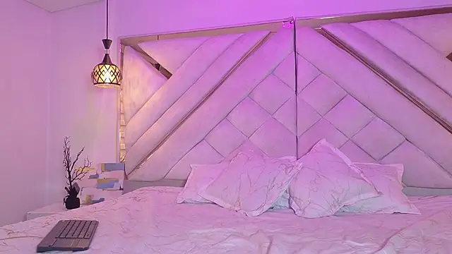 nilaynoa online show from February 17, 12:12 pm