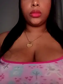 Snapshot of M_eduardabigcurvyplus chatting on February 6, 10:13 pm M eduardabigcurvyplus online show from February 6, 10:13 pm