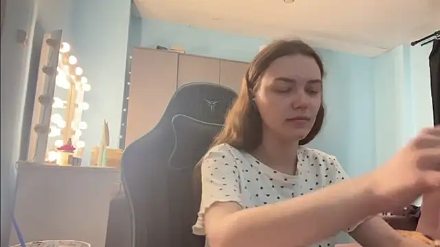 AndreeMerryman online show from March 9, 8:18 am