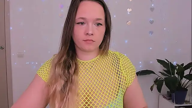 Snapshot of evilla_brill chatting on April 27, 8:45 am evilla brill online show from April 27, 8:45 am