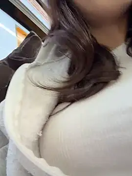 Snapshot of CityLynx chatting on February 10, 2:21 pm CityLynx online show from February 10, 2:21 pm