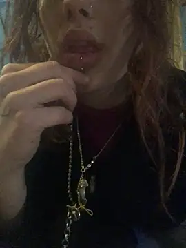 Snapshot of Sexyart00 chatting on February 7, 3:05 pm Sexyart00 online show from February 7, 3:05 pm