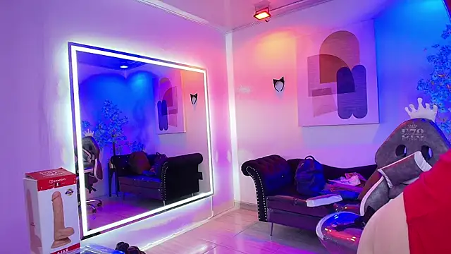 Snapshot of Madame_scarlett chatting on February 10, 11:25 am Madame scarlett online show from February 10, 11:25 am