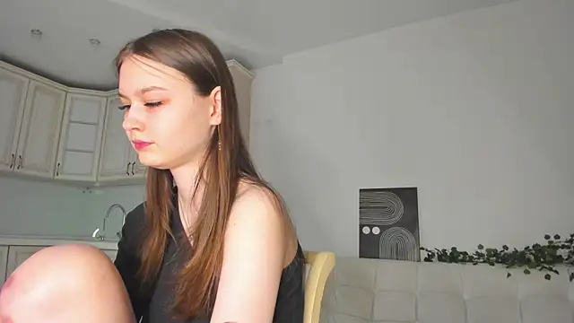 pink banny online show from April 17, 4:54 pm