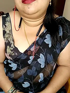 Snapshot of silk_rose05 chatting on May 21, 6:42 am silk rose05 online show from May 21, 6:42 am