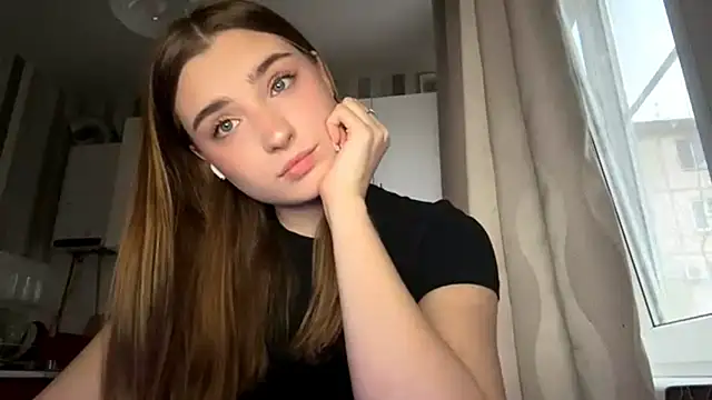 Snapshot of LissaBliss chatting on March 29, 2:50 pm LissaBliss online show from March 29, 2:50 pm