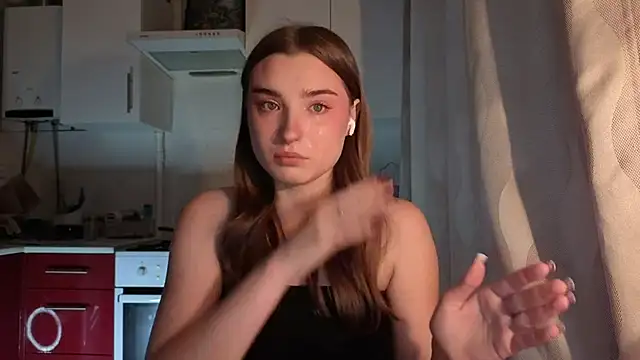 Snapshot of LissaBliss chatting on May 15, 4:14 pm LissaBliss online show from May 15, 4:14 pm
