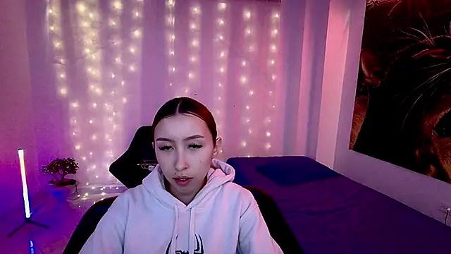 RoseSinsDonViktor online show from March 25, 11:27 am