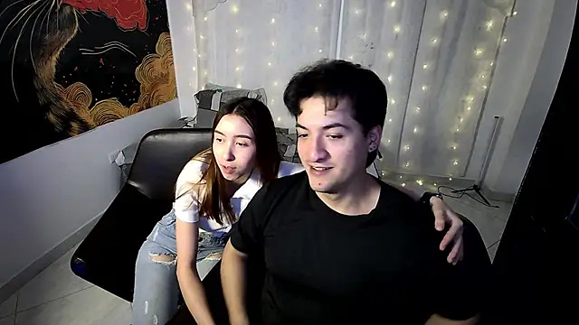 Snapshot of RoseSinsDonViktor chatting on April 29, 10:38 pm RoseSinsDonViktor online show from April 29, 10:38 pm
