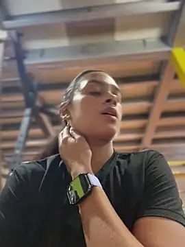 Snapshot of LunaHeat chatting on February 12, 3:07 pm LunaHeat online show from February 12, 3:07 pm