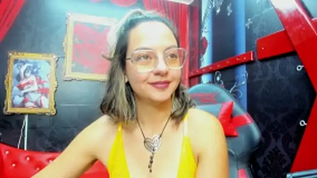 ArianaSommers online show from April 16, 11:44 am