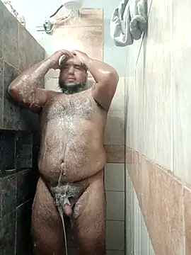 Snapshot of lu123456ch chatting on February 3, 1:04 am lu123456ch online show from February 3, 1:04 am