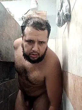 Snapshot of lu123456ch chatting on February 5, 12:59 am lu123456ch online show from February 5, 12:59 am