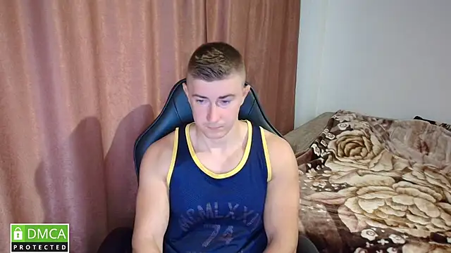 Snapshot of TodMusclePower9 chatting on April 14, 4:51 am TodMusclePower9 online show from April 14, 4:51 am