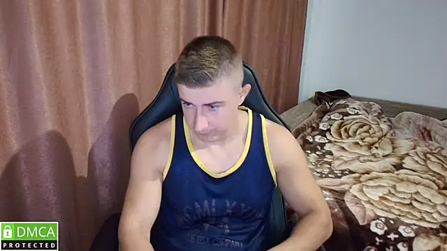 Snapshot of TodMusclePower9 chatting on April 15, 4:30 am TodMusclePower9 online show from April 15, 4:30 am