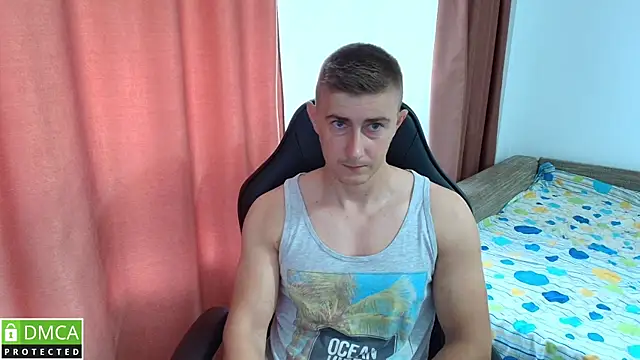 Snapshot of TodMusclePower9 chatting on July 2, 9:04 am TodMusclePower9 online show from July 2, 9:04 am