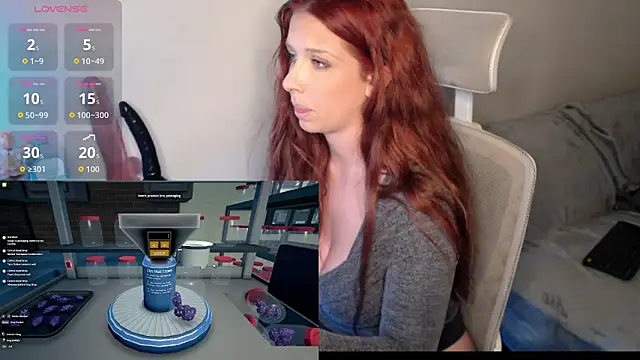 AustrianGirl99AtWork online show from March 10, 12:48 am