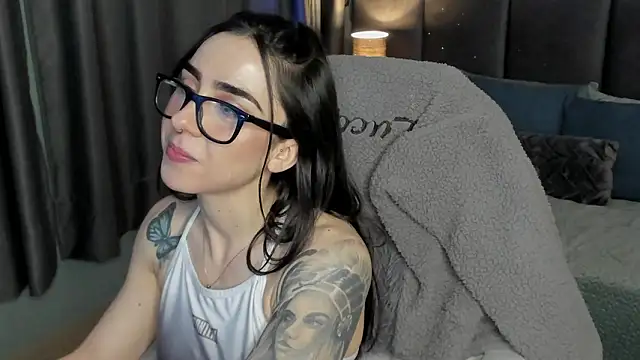 Luna tagliaferri online show from February 20, 2:17 pm