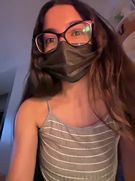 Snapshot of IRIS-GIRL chatting on May 30, 11:57 pm IRIS-GIRL online show from May 30, 11:57 pm