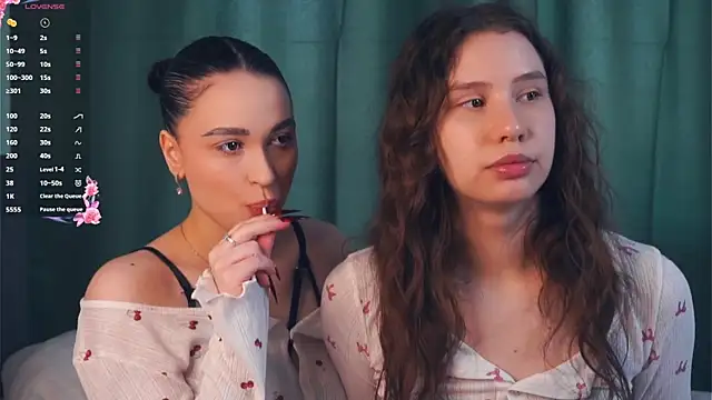 ZofiaSoshnik online show from March 28, 9:09 am