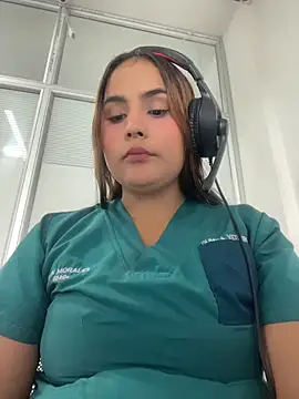 Noa Harper- online show from May 14, 9:10 pm