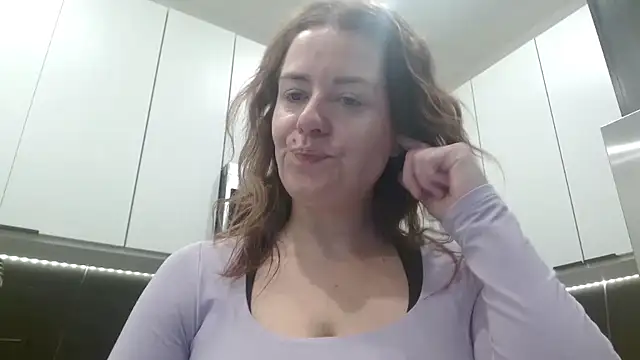 HazelSkyesChat online show from March 25, 6:58 pm