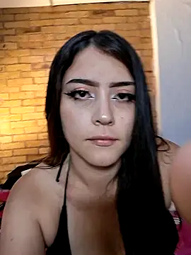 Snapshot of the_lagoon_girl chatting on February 2, 8:29 pm the lagoon girl online show from February 2, 8:29 pm