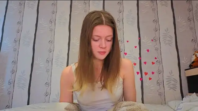 Snapshot of SueFerreyra chatting on February 24, 8:45 am SueFerreyra online show from February 24, 8:45 am