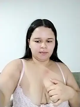 SamanthaStonee online show from June 12, 8:08 pm