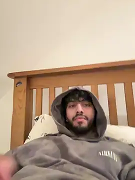 Snapshot of Sloppyking6969 chatting on February 18, 3:24 am Sloppyking6969 online show from February 18, 3:24 am