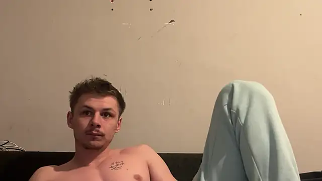 Snapshot of Lucas328706 chatting on March 1, 5:26 pm Lucas328706 online show from March 1, 5:26 pm