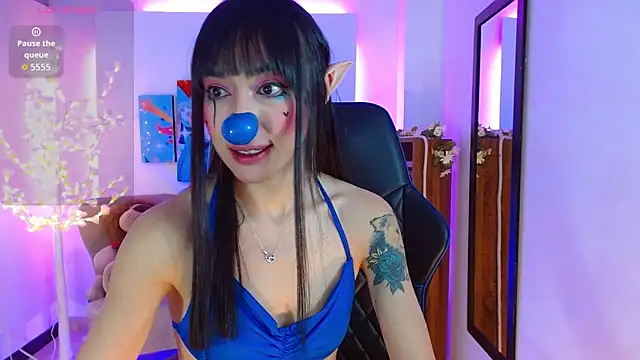 Snapshot of FIORELLA_L chatting on February 18, 12:01 pm FIORELLA L online show from February 18, 12:01 pm