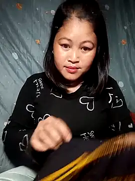 Snapshot of Mayly_Sweet chatting on February 27, 1:00 pm Mayly Sweet online show from February 27, 1:00 pm