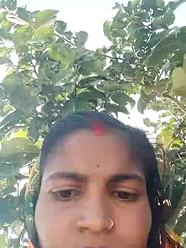 Snapshot of Gungun_thakur chatting on February 6, 9:45 am Gungun thakur online show from February 6, 9:45 am